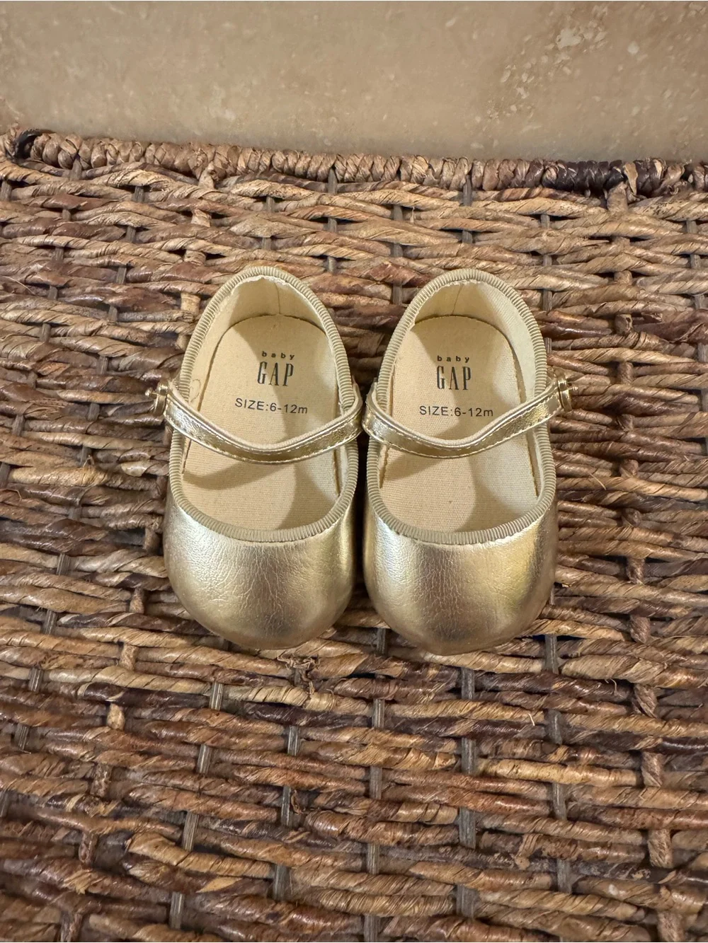 Baby GAP Metallic Gold Mary Jane Baby Shoes